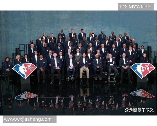 比尔拉塞尔的传奇人生回忆录从篮球场到社会变革的奋斗历程