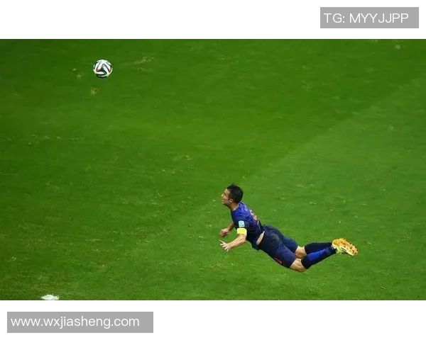 足球明星精彩打击球瞬间视频集锦尽享激情与技术的完美结合